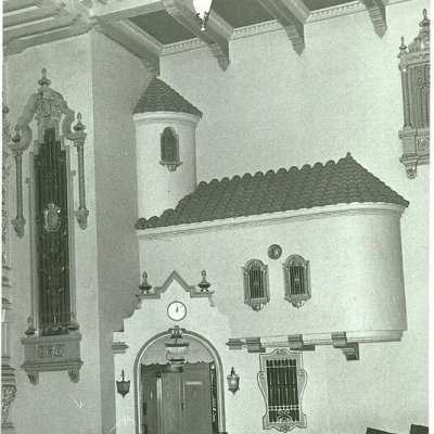 Moorish-style-interior-of-cinema.jpg